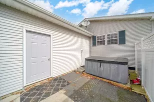 701 Missouri River Dr, Adrian, MI 49221 - Photo 28