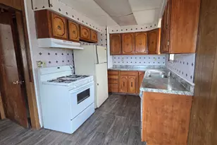 3376 Lemuel St, Muskegon, MI 49444 - Photo 6