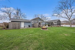 12417 Sunset Dr, Three Rivers, MI 49093 - Photo 16