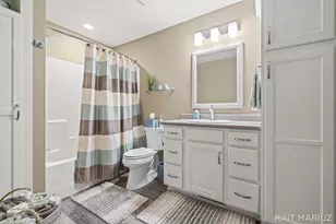 543 Macatawa Ave, Holland, MI 49423 - Photo 52