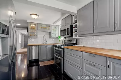 3631 Minnie Avenue SW, Wyoming, MI 49519 - Photo 8