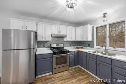 15882 Taylor Street, West Olive, MI 49460 - Photo 14