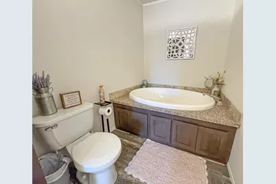 104 Evans Way, Scottville, MI 49454 - Photo 32