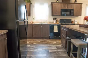 104 Evans Way, Scottville, MI 49454 - Photo 10