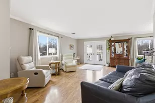 871 Vanderpool Dr, Troy, MI 48083 - Photo 4