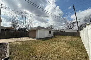 13668 Irene St, Southgate, MI 48195 - Photo 10