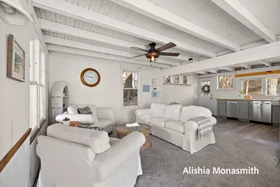 15058 Stickney Ridge Road, Grand Haven, MI 49417 - Photo 10