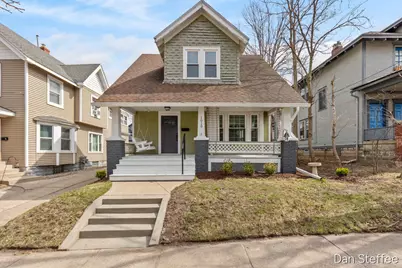 1010 Tamarack Avenue NW, Grand Rapids, MI 49504 - Photo 1