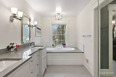 2725 Beechwood Drive SE, Grand Rapids, MI 49506 - Photo 40