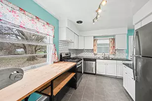 8129 S Sprinkle Rd, Portage, MI 49002 - Photo 6