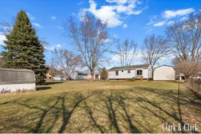 320 Roberta Jayne Drive, Lowell, MI 49331 - Photo 20