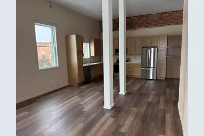 105 Beeson Street #C, Dowagiac, MI 49047 - Photo 2