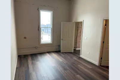 105 Beeson Street #C, Dowagiac, MI 49047 - Photo 4