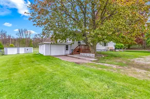 104 McClellan St, Hillsdale, MI 49242 - Photo 20