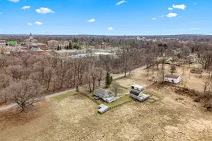 104 McClellan St, Hillsdale, MI 49242 - Photo 12