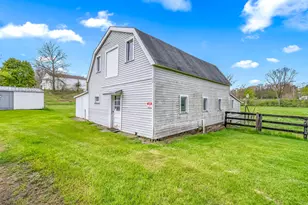 104 McClellan St, Hillsdale, MI 49242 - Photo 28