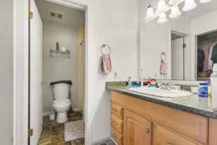 243 Ballantrae Ct, Kalamazoo, MI 49006 - Photo 16