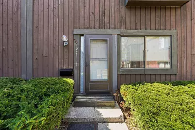 243 Ballantrae Court, Kalamazoo, MI 49006 - Photo 2