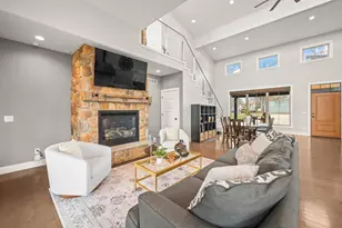 308 Fisher Ct, Berrien Springs, MI 49103 - Photo 24