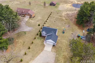 8700 142nd Ave, West Olive, MI 49460 - Photo 4