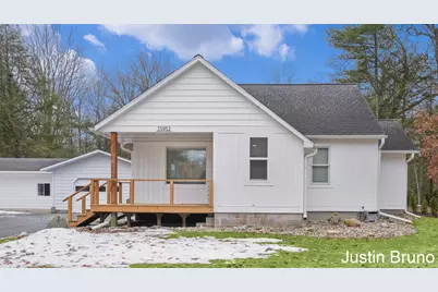 15952 Groesbeck Street, Grand Haven, MI 49417 - Photo 2