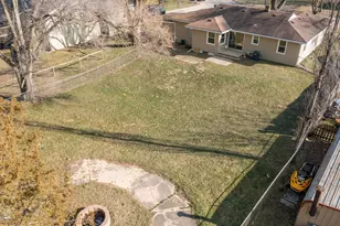 131 Oak St, Wayland, MI 49348 - Photo 24