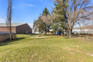 131 Oak St, Wayland, MI 49348 - Photo 18