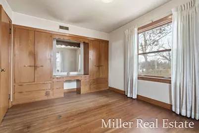 227 W Benson Street, Hastings, MI 49058 - Photo 18