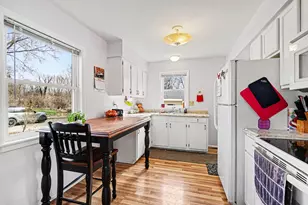 2424 Nichols Rd, Kalamazoo, MI 49004 - Photo 4