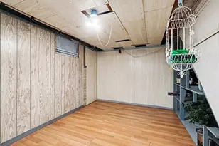 2424 Nichols Rd, Kalamazoo, MI 49004 - Photo 12