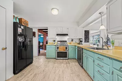 240 N Clubview Drive, Ypsilanti, MI 48197 - Photo 8