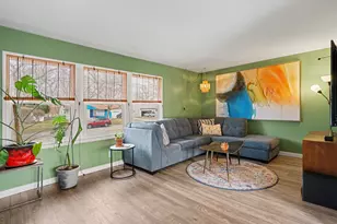 2289 Castle Ave, Norton Shores, MI 49441 - Photo 4