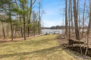 12636 Point Dr, Gowen, MI 49326 - Photo 20