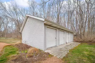 15577 Victor Rd, Union Pier, MI 49129 - Photo 22