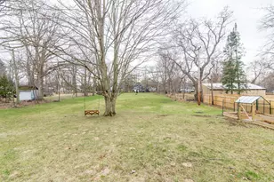 553 W Middle St, Chelsea, MI 48118 - Photo 36