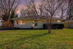 133 W Hughes St, Marshall, MI 49068 - Photo 1