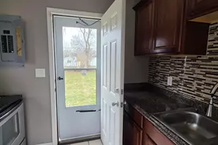 6338 Hazel St, Taylor, MI 48180 - Photo 6