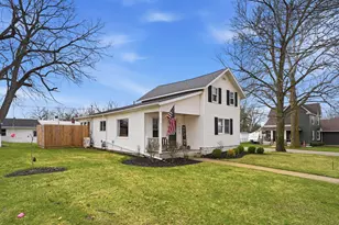 1232 Rosewood Ave, Wayland, MI 49348 - Photo 2