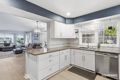 6807 Kenowa Avenue SW, Grandville, MI 49418 - Photo 12