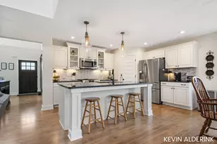 13783 Harrington Lndg, Holland, MI 49424 - Photo 12