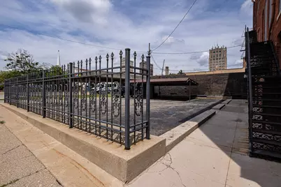 100 W Washington Avenue, Jackson, MI 49201 - Photo 22