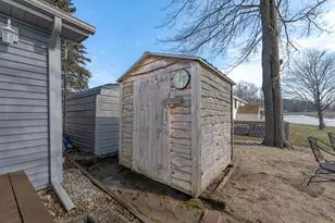 17863 Point Dr, Barryton, MI 49305 - Photo 30