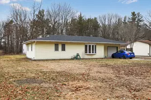 10484 S Graham Rd, Saint Charles, MI 48655 - Photo 8