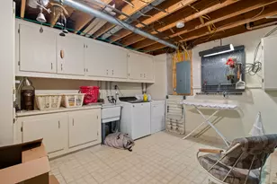 2241 Southgate Dr SE, Grand Rapids, MI 49508 - Photo 26