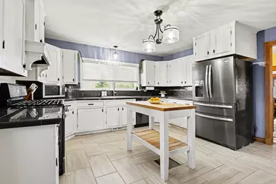 7884 Red Arrow Highway, Watervliet, MI 49098 - Photo 12