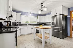 7884 Red Arrow Hwy, Watervliet, MI 49098 - Photo 12