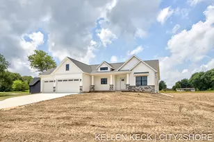 11325 Bancroft Wy SE, Alto, MI 49302 - Photo 4