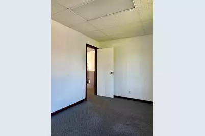 5604 Cleveland Avenue, Stevensville, MI 49127 - Photo 16