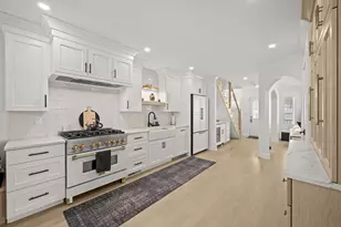 909 Lions Park Dr, Saint Joseph, MI 49085 - Photo 16