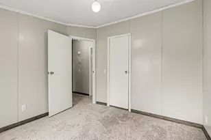 67429 N Shore Dr, Edwardsburg, MI 49112 - Photo 16